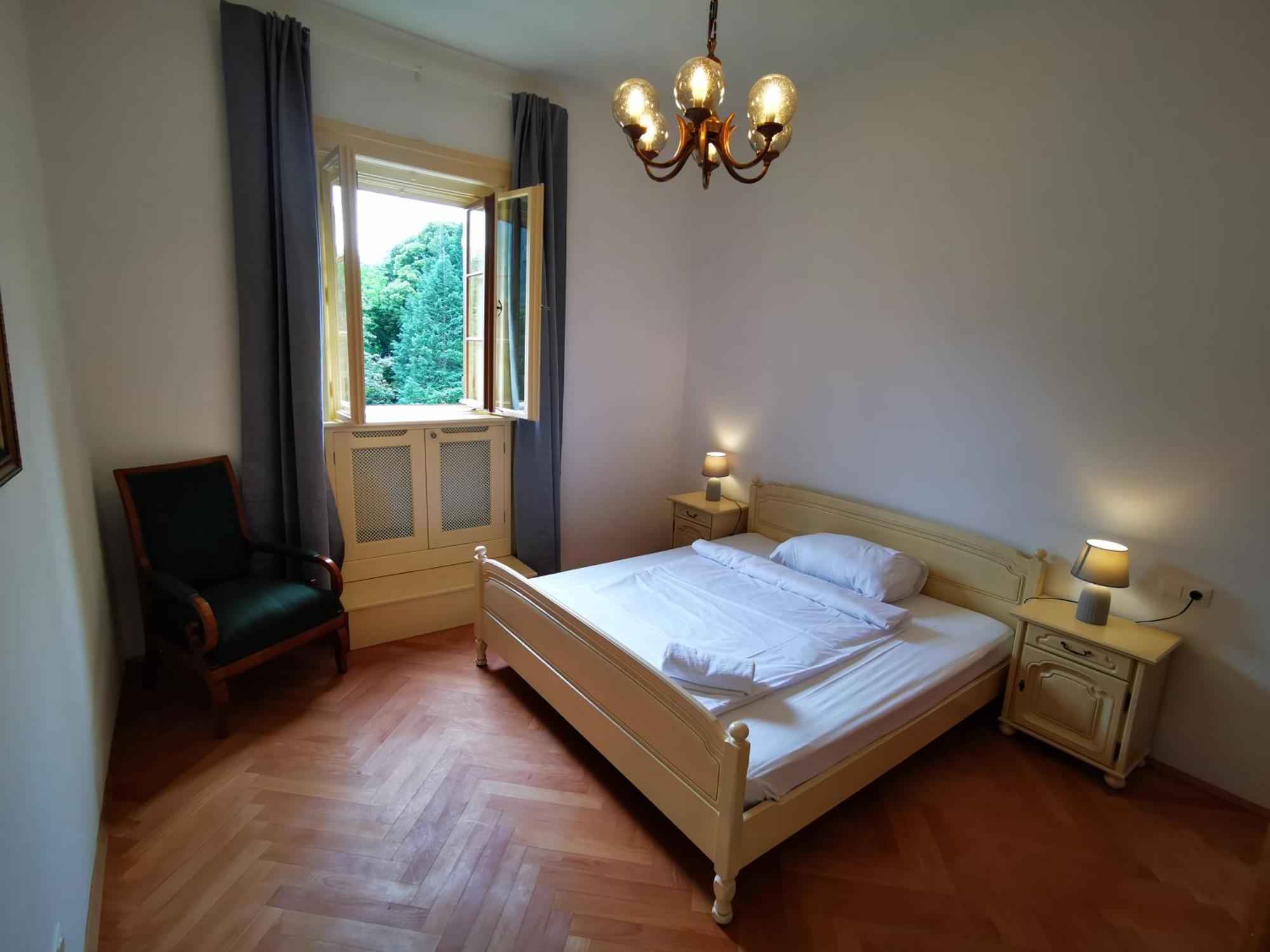Herrnhof Apartment